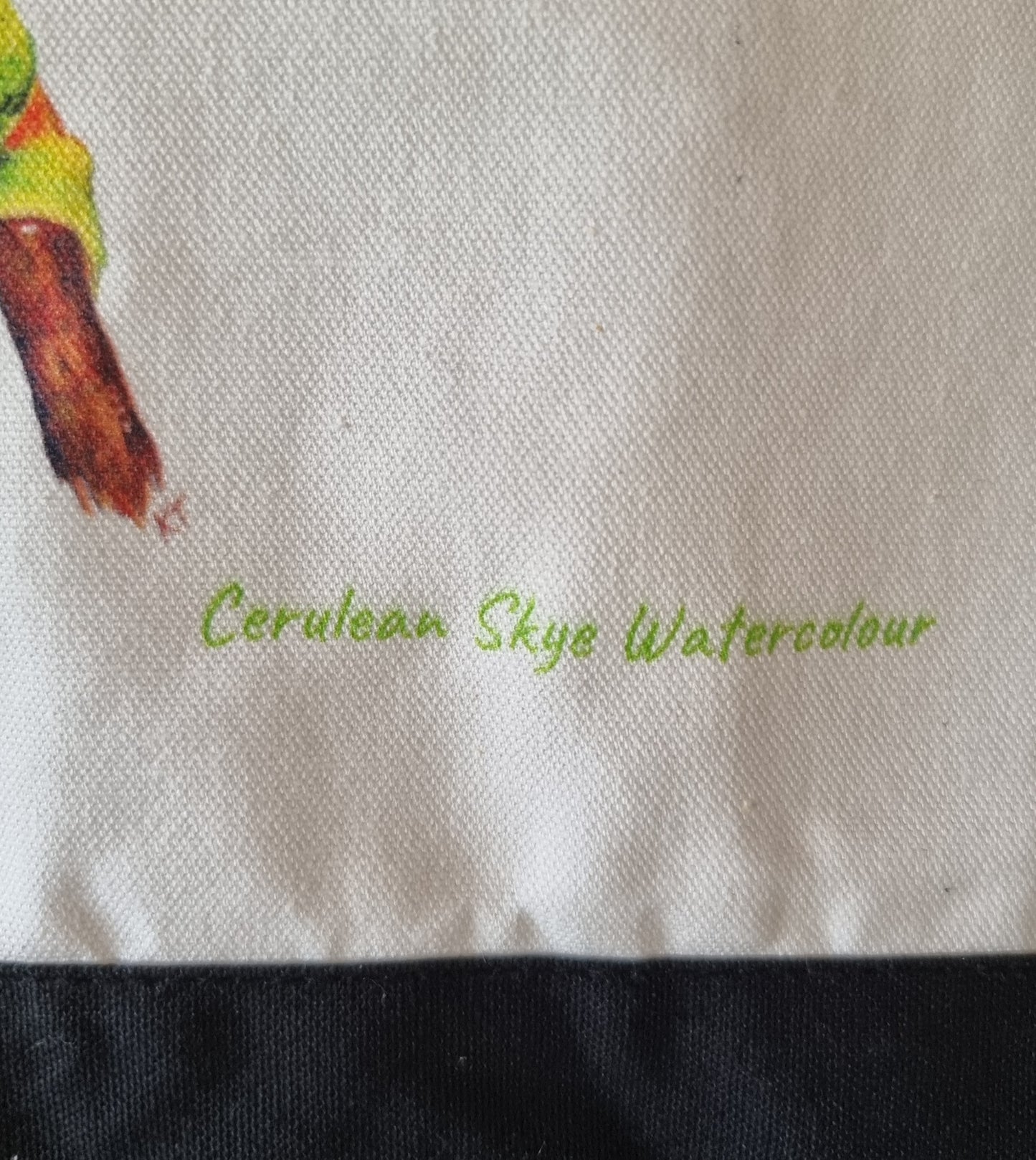 Tote Bag - Emerald Elegance: Cape York Graceful Treefrog - Large, zippered